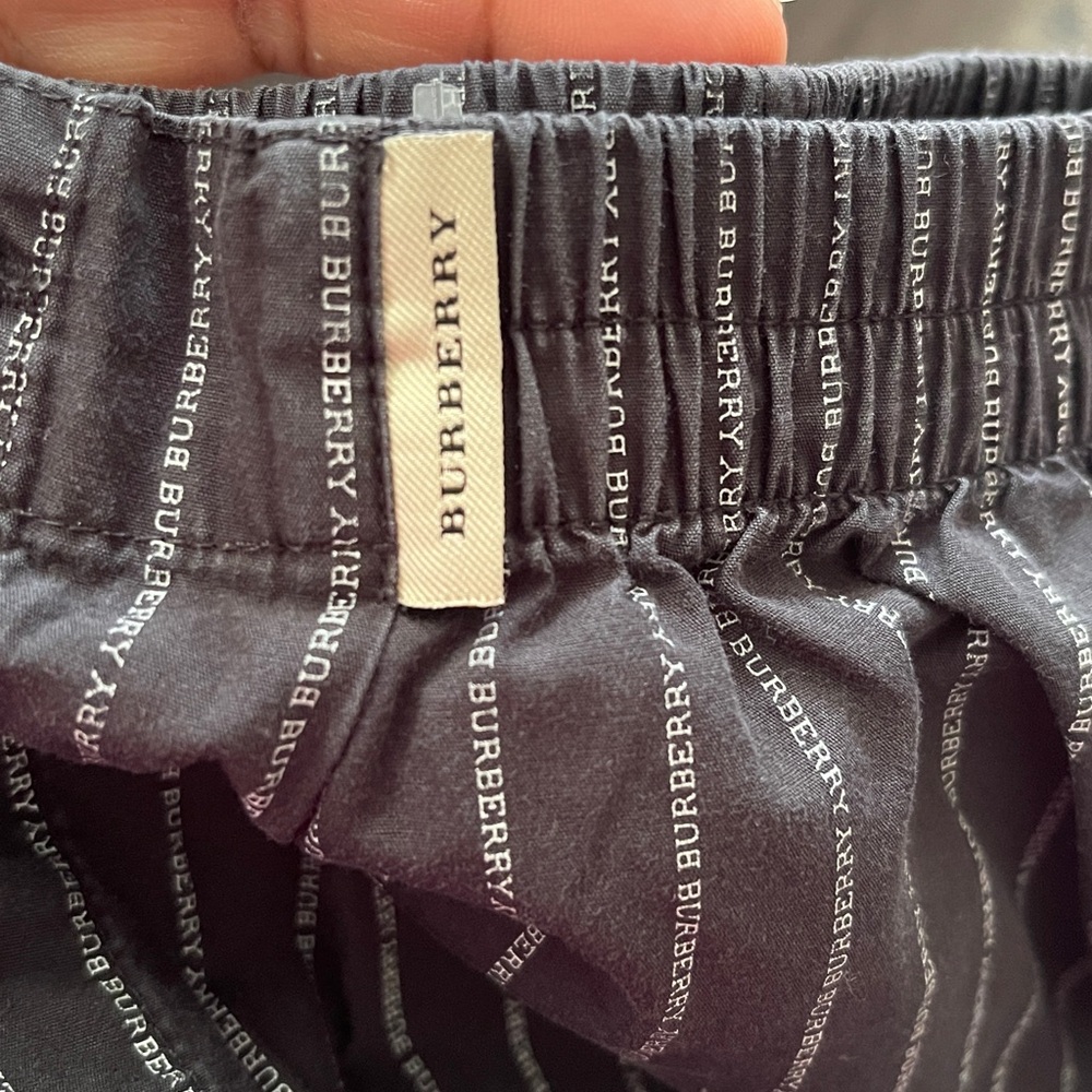 Burberry Black Boxer Shorts with White “Burberry” Pinstripes size M MEDIUM - Picture 4 of 7